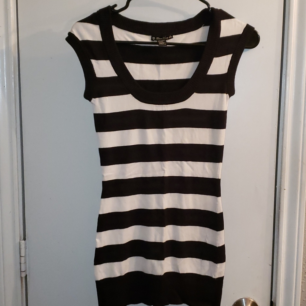 Forever 21 Sweater Blouse